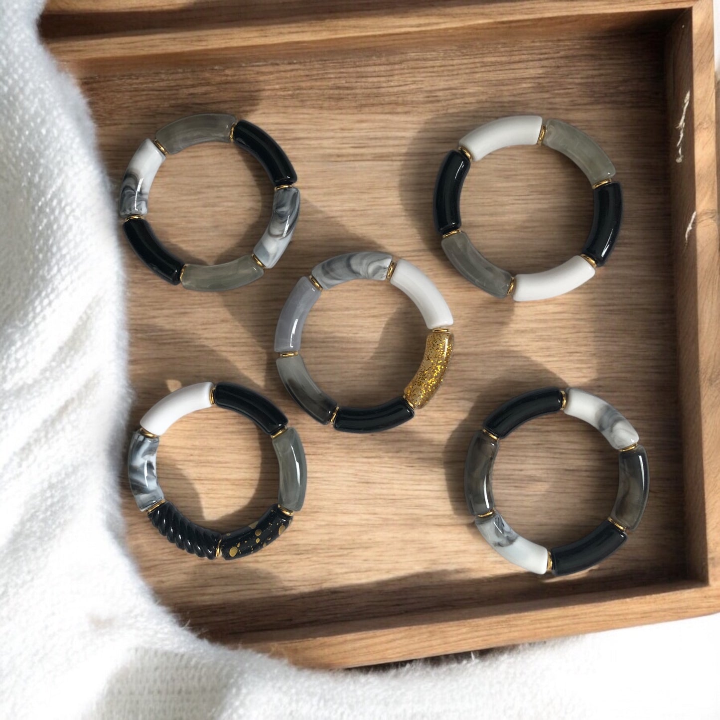 Bracelet tube ton noir et blanc
