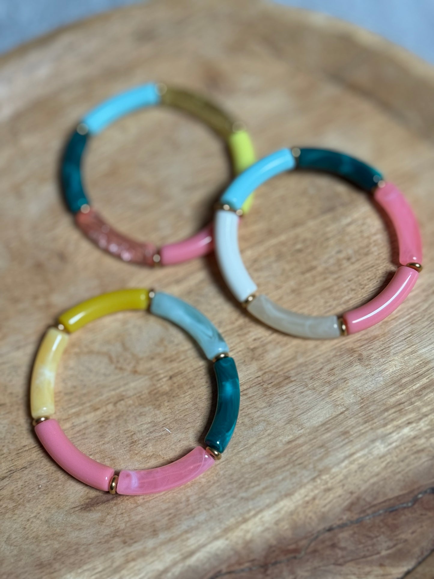 Bracelets Joncs Tendances - multicolores
