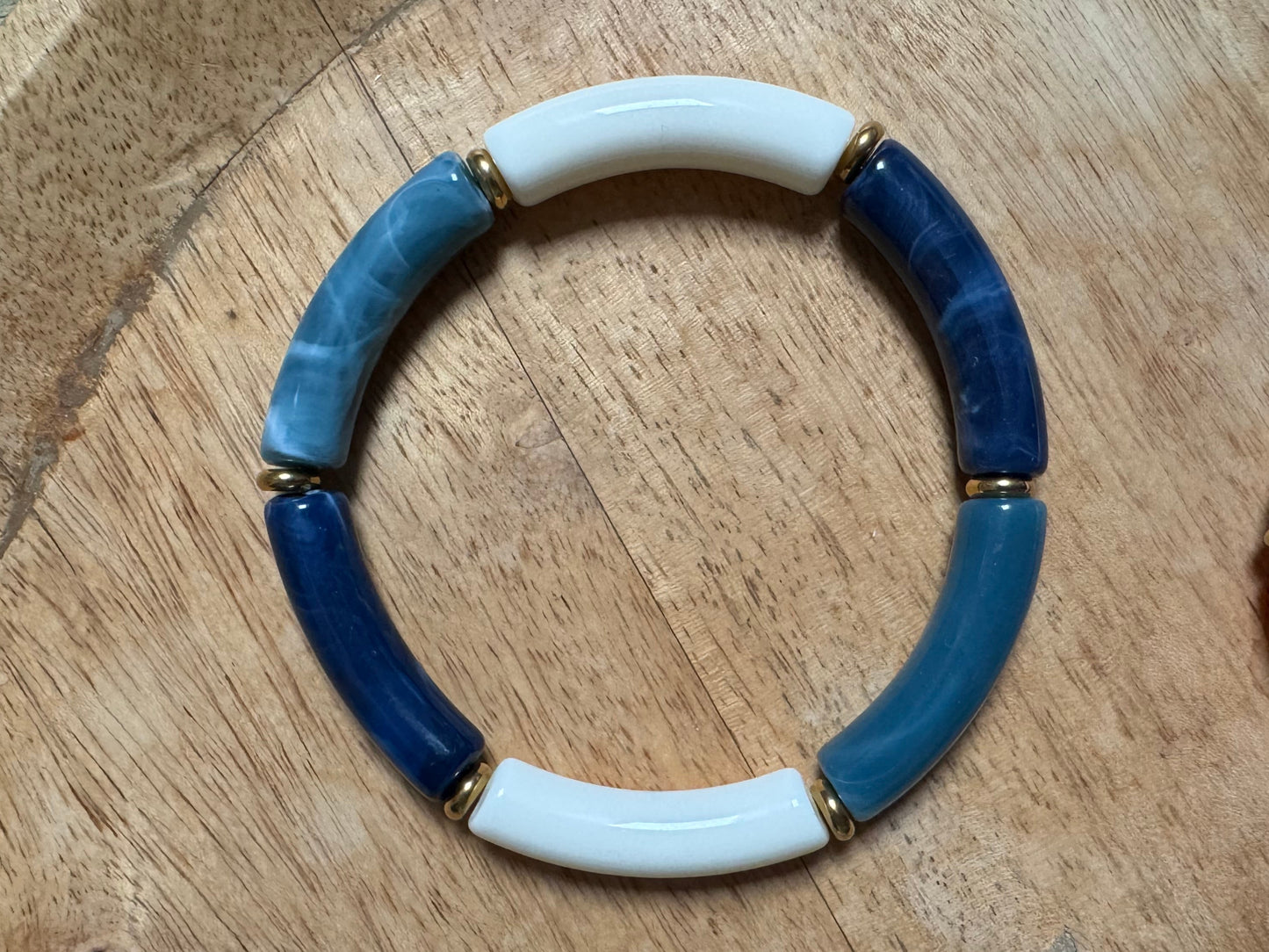 Bracelets Joncs Tendances – Nuances de Bleu et Orange