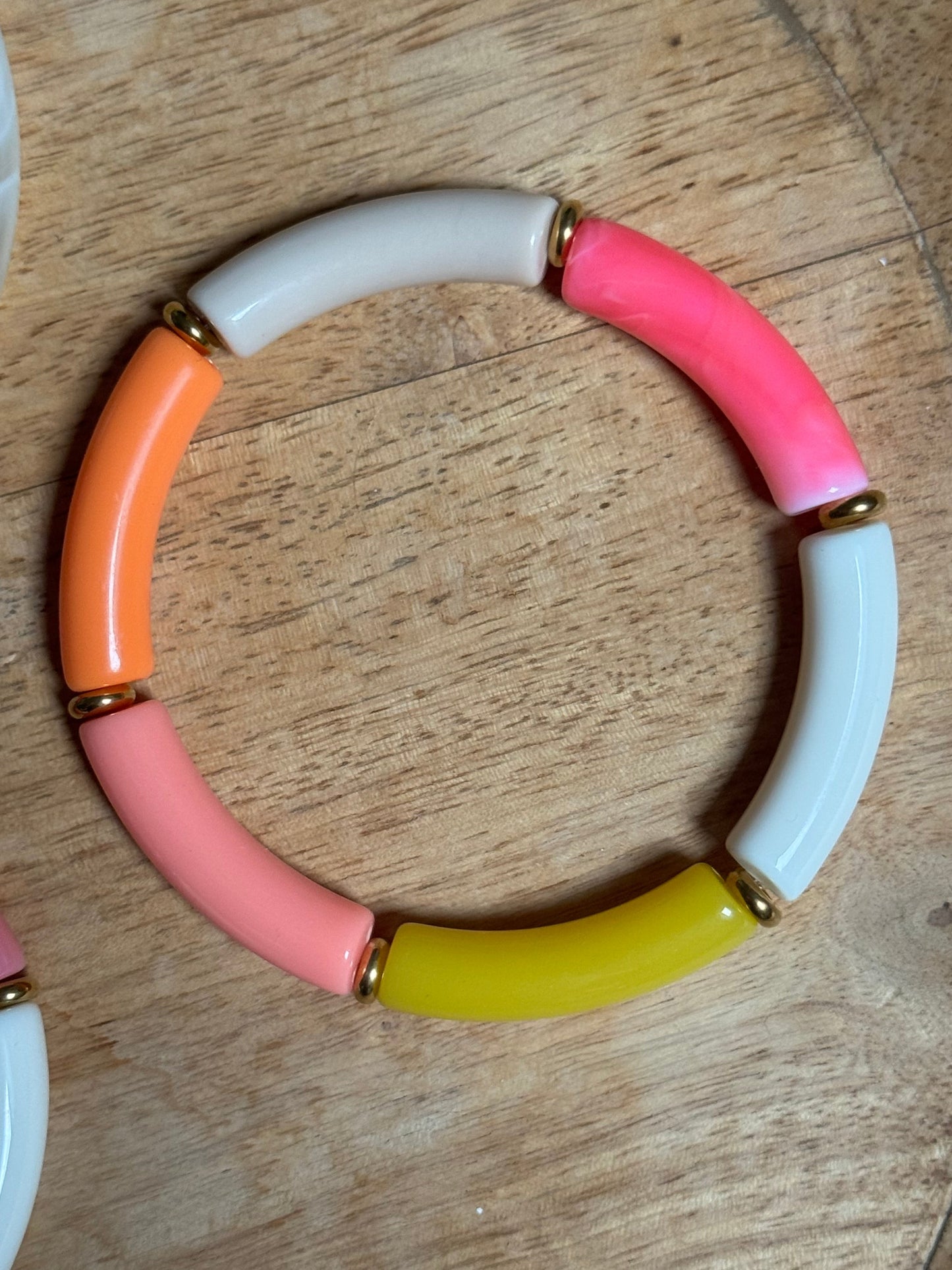 Bracelets Joncs Tendances - multicolores