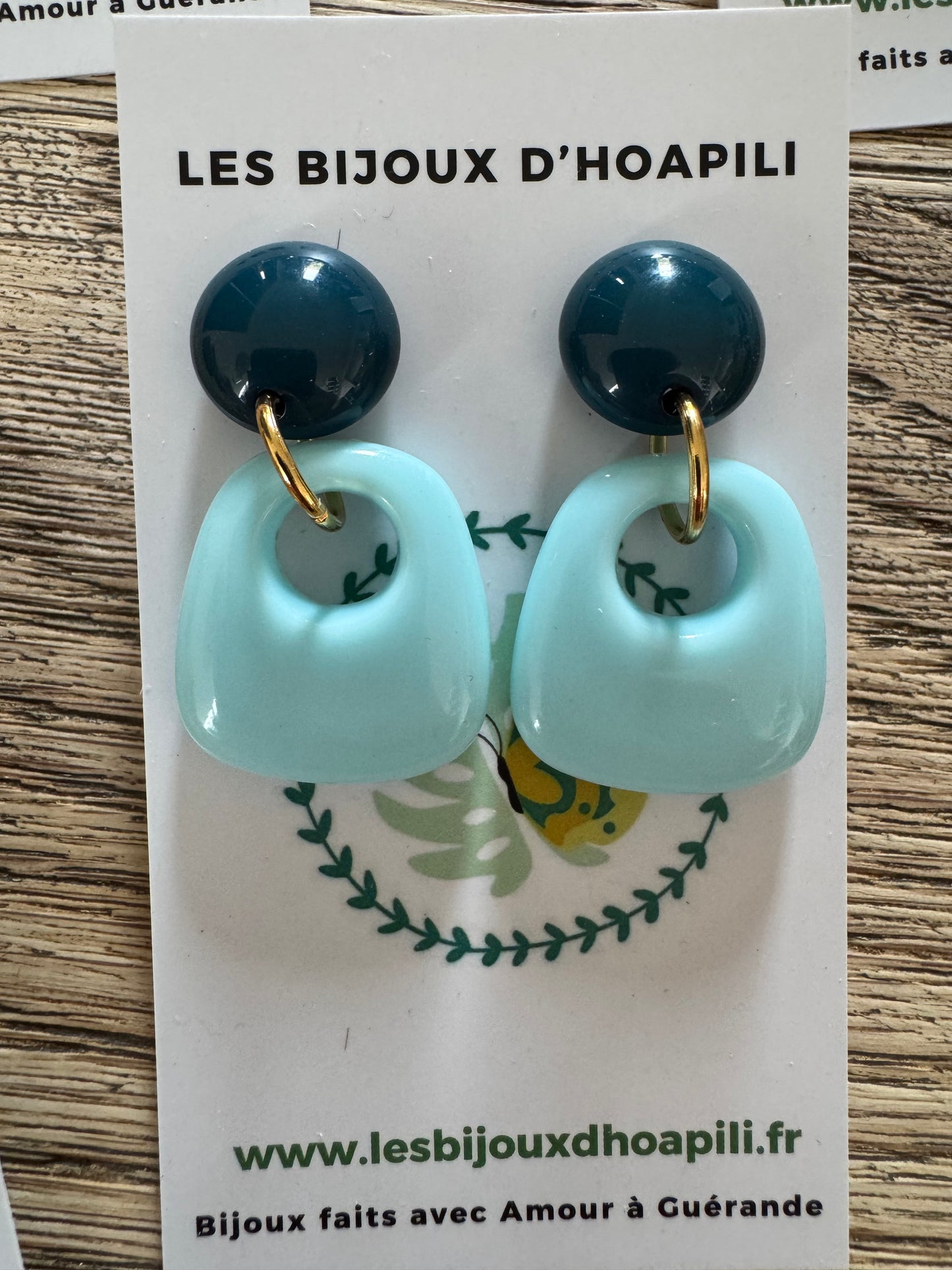 Les Boucles d’oreilles TWIST