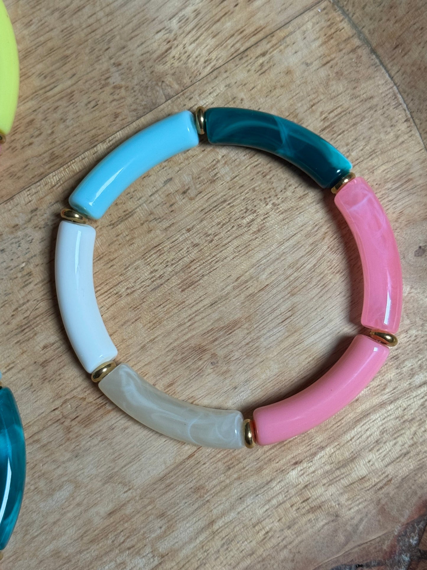 Bracelets Joncs Tendances - multicolores