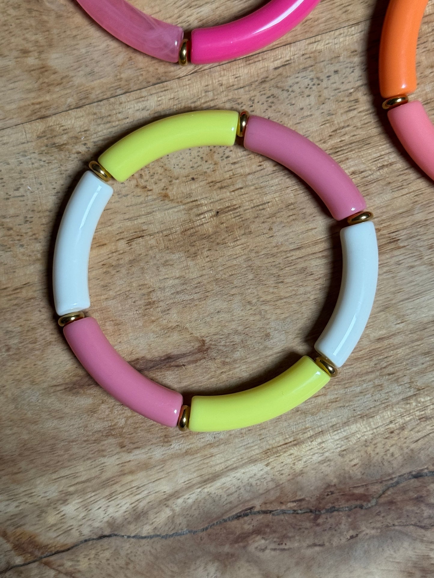 Bracelets Joncs Tendances - multicolores