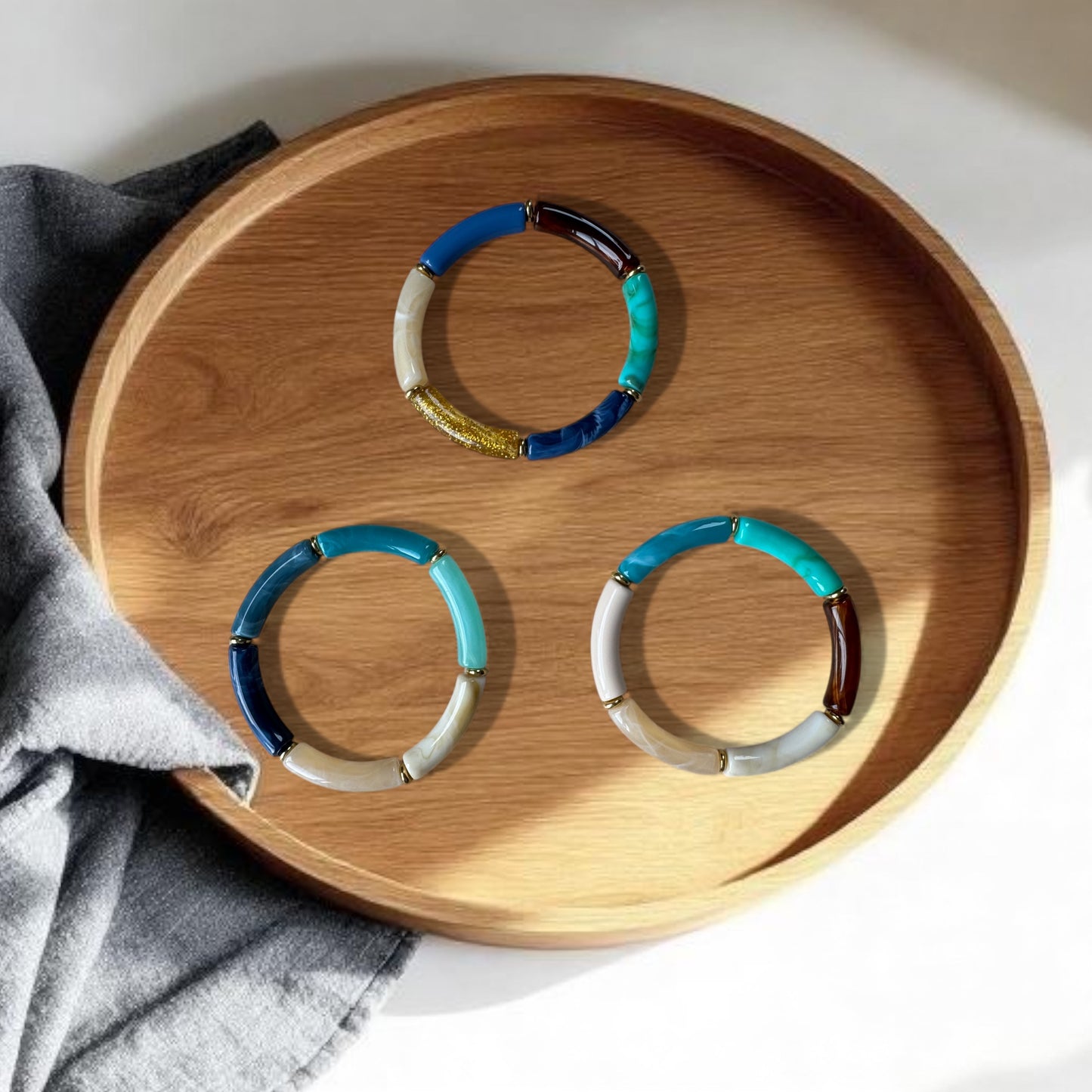 Bracelet tube petit modèle ton bleu