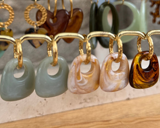 Boucles Créoles martelées dorées avec pampilles automnales