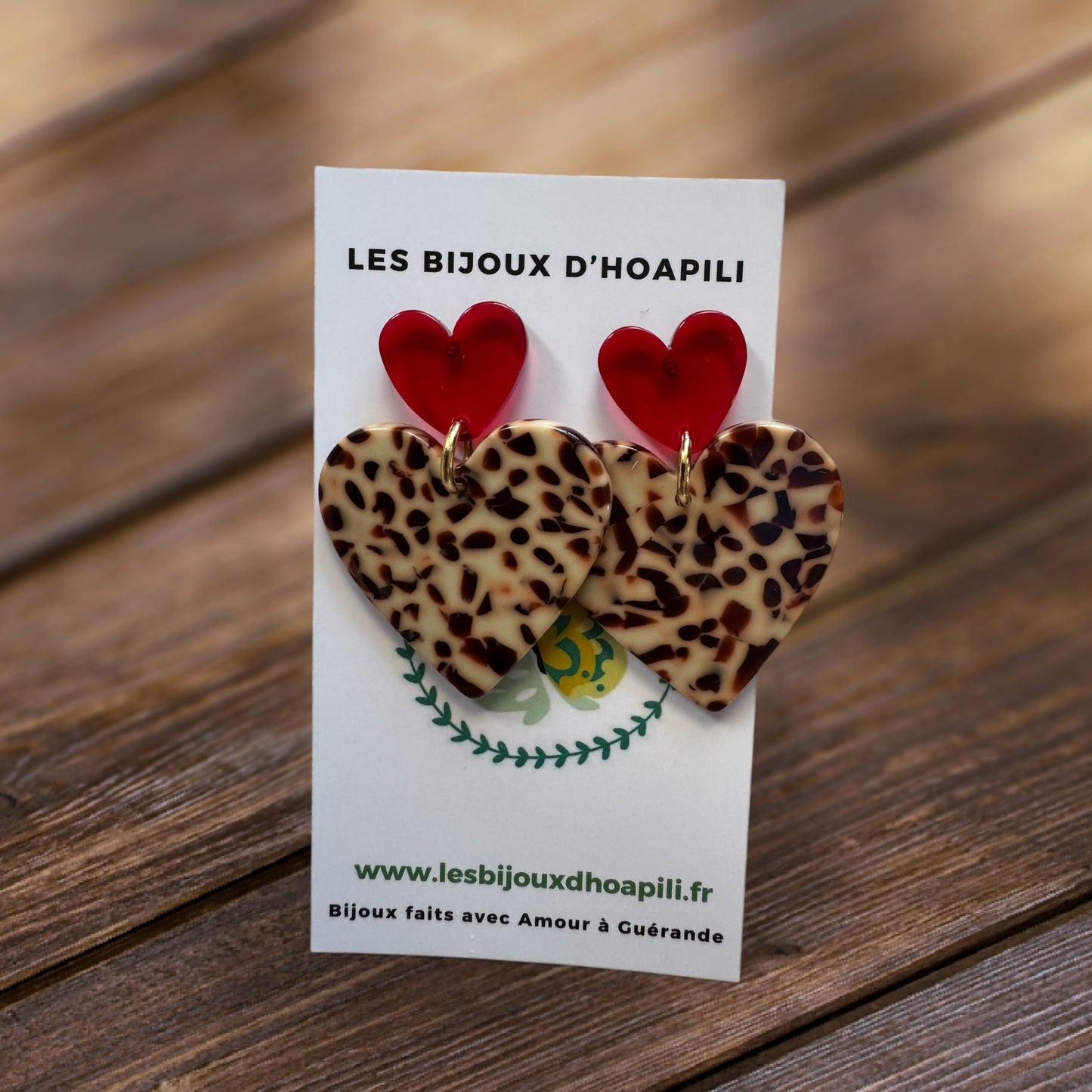 Duo de Cœurs Léopard & Rouge Vif : Boucles d'Oreilles Romantiques Rétro Chic
